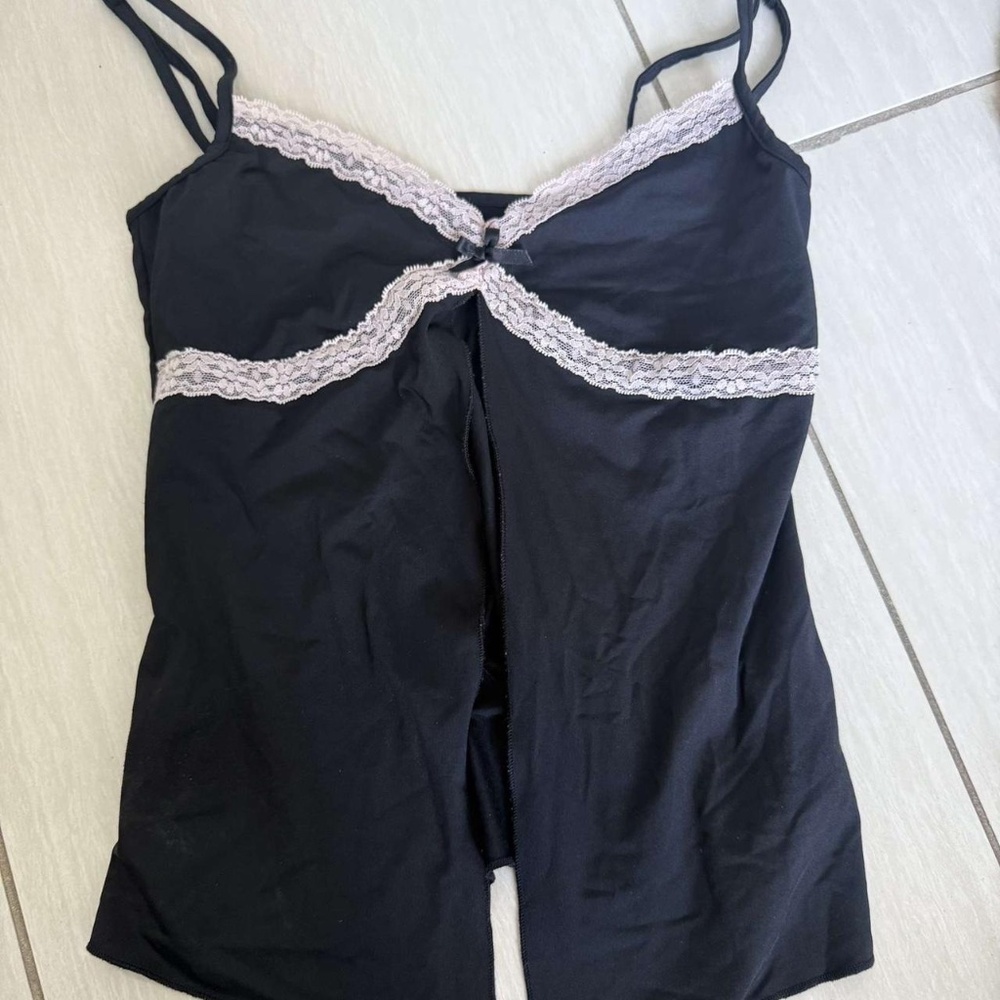 Edikted black and pink top
